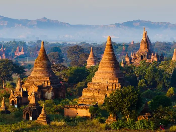 Birma, Laos, Wietnam - Trjkt buddyjski