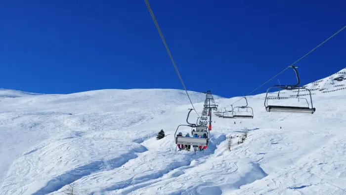 Austria - Kanzelhohe - ob�z narciarski