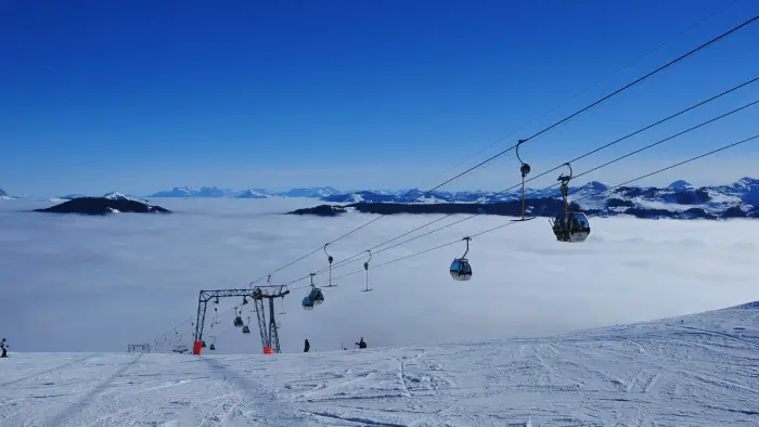 Austria - Kanzelhohe - ob�z snowboardowy