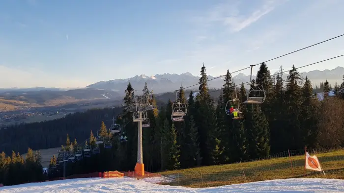 Korbiel�w - ob�z snowboardowy