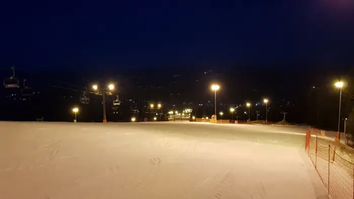 Korbiel�w - ob�z snowboardowy