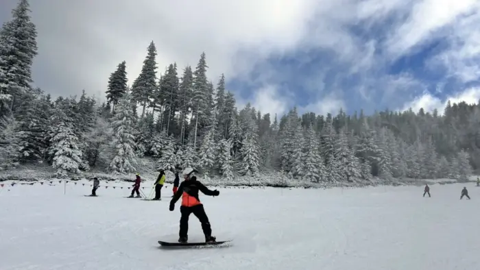 Korbiel�w - ob�z snowboardowy