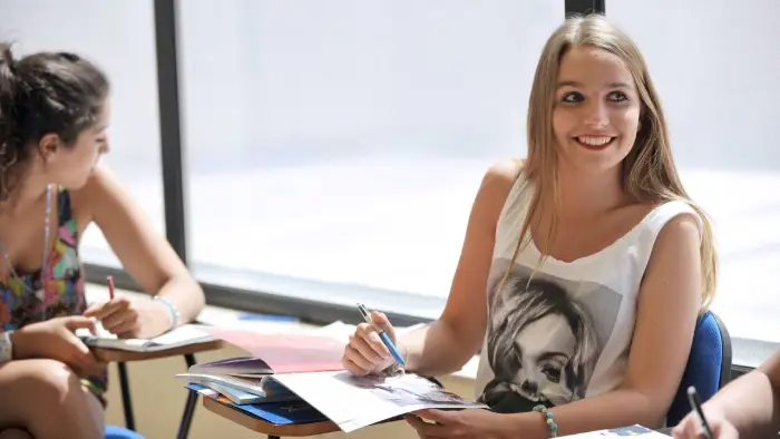 Hiszpania - Barcelona - indywidualny kurs j. hiszpa�skiego Junior Program ENFOREX - wiek: 14-18