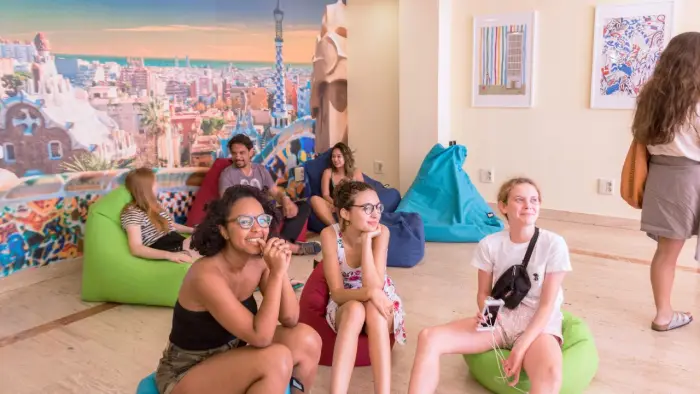 Hiszpania - Barcelona - indywidualny kurs j. hiszpa�skiego Junior Program ENFOREX - wiek: 14-18