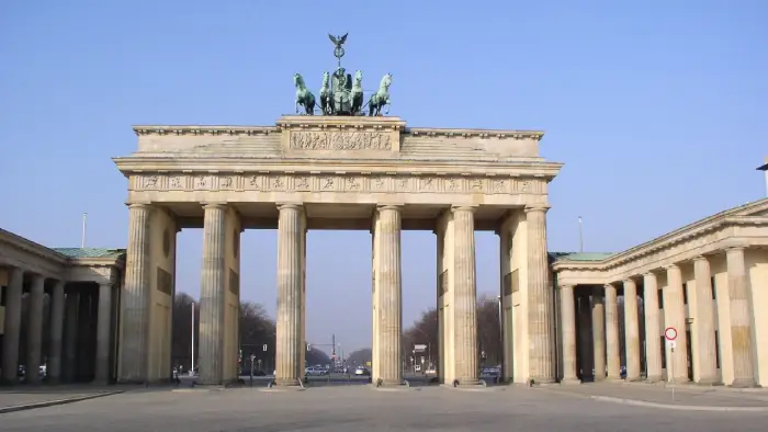 Niemcy - Berlin - indywidualny kurs j. niemieckiego apartamenty BWS - wiek: 18+
