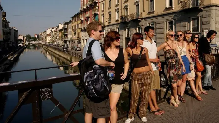 W�ochy - Mediolan - indywidualny kurs j. w�oskiego apartamenty LEONARDO - wiek: 18+