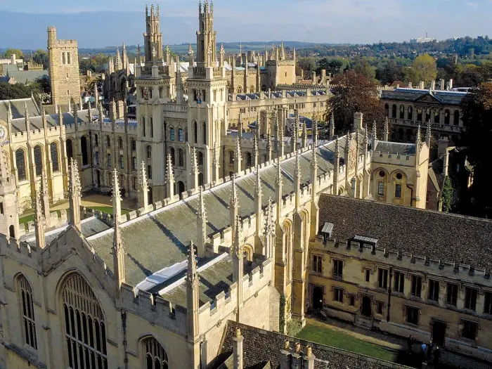 Anglia - Oxford - kurs j. angielskiego Adult Family CES - wylot z Warszawy, Wroc�awia