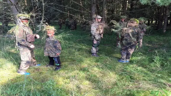 Bachorze - kolonia Komandos Junior