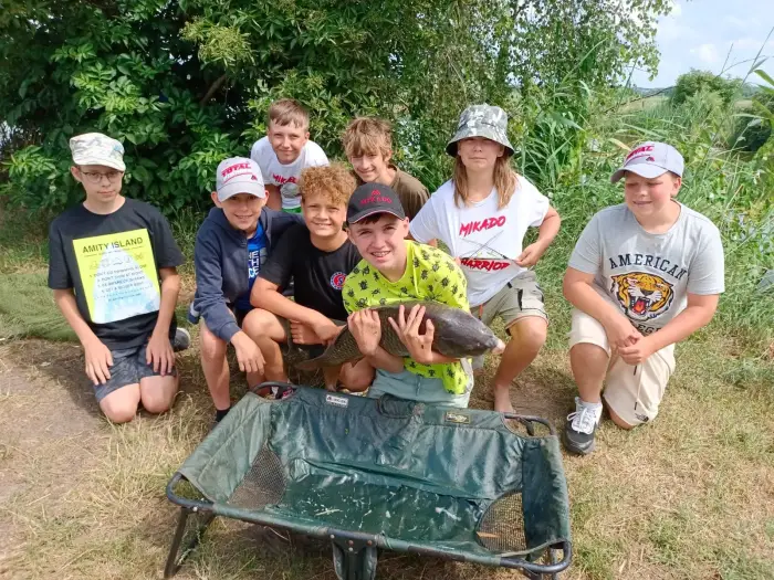Zamrzenica - ob�z w�dkarski