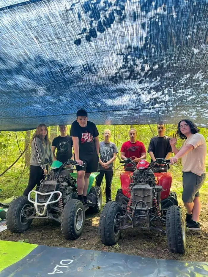 Jan�w - JURA - quad camp