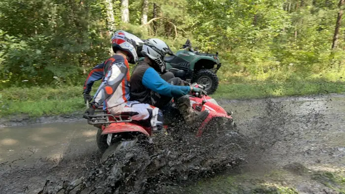 Jan�w - JURA - quad camp