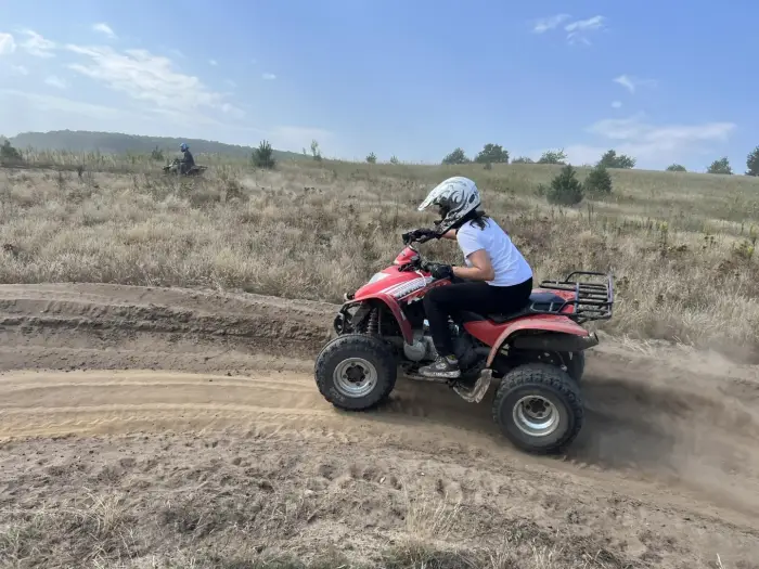 Jan�w - JURA - quad camp