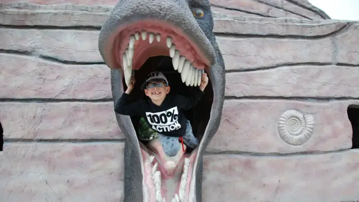 Krasiej�w - Klub Urwisa DinoCamp