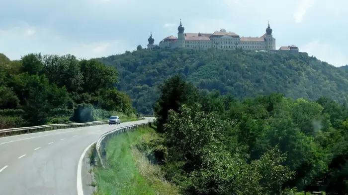 W�gry, S�owacja, Austria, Czechy - Poznajemy stolice Europy - ob�z rekreacja i zwiedzanie