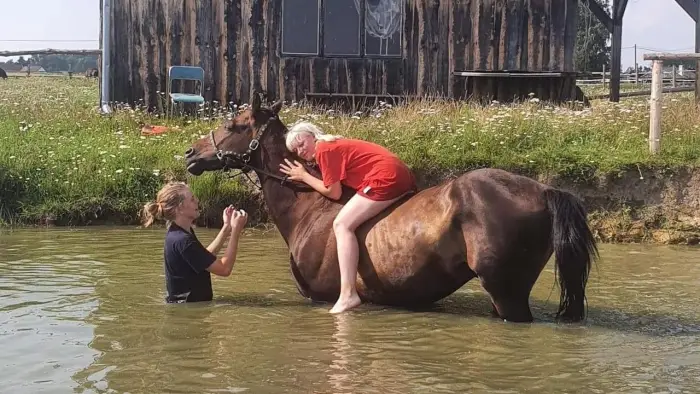 Opolszczyzna Bory Niemodli�skie - m�odzie�owy rajd konny