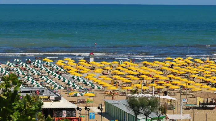 W�ochy - Rimini - hotel Consul - ob�z rekreacyjny Party Trip