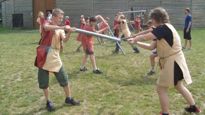 Byczyna - ob�z paintballowy