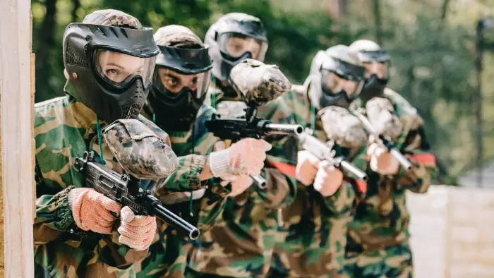 Byczyna - ob�z paintballowy
