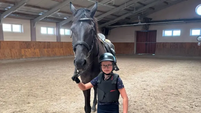 Zakrz�w - ob�z hobby horse z jazd� konn�