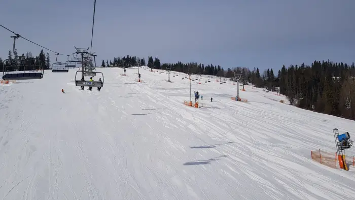 Korbiel�w - ob�z snowboardowy