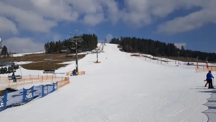 Krynica-Zdr�j - ob�z snowboardowy
